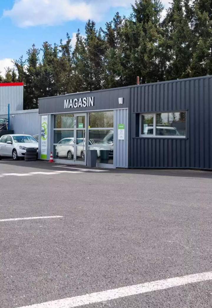 Centre de pièces détachées auto, Metz