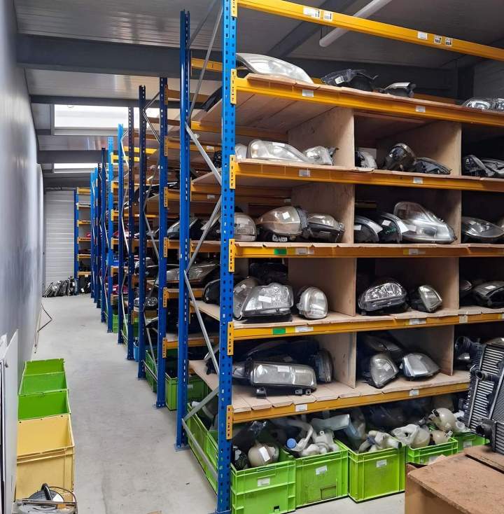 Entrepôt de pièces détachées automobiles, Metz